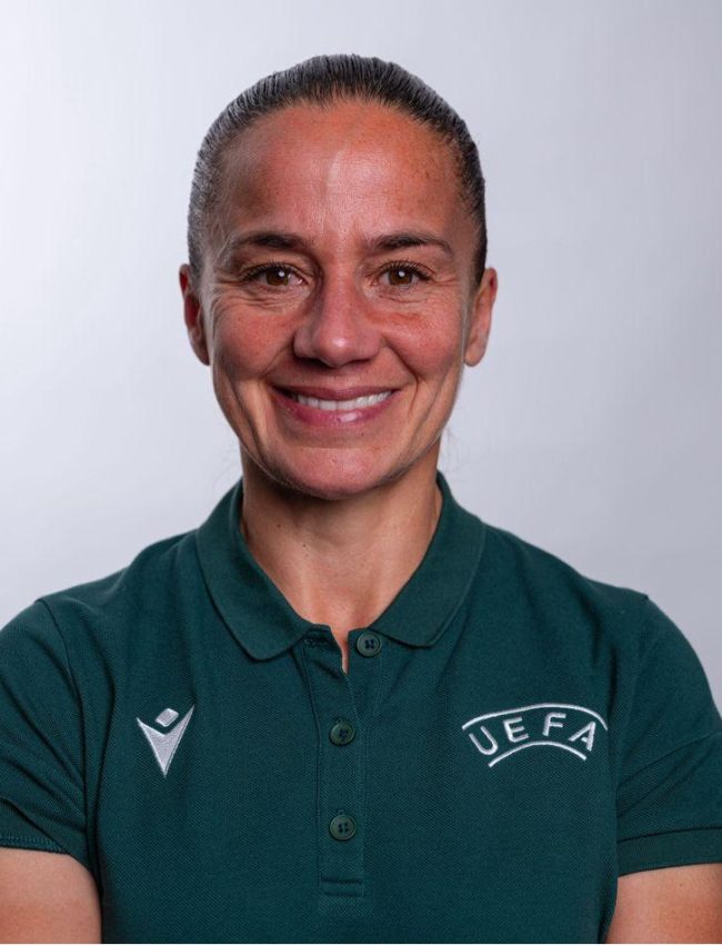 sandra Bastos
